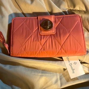 Vera Bradley Turnlock Wallet!! Brand new with tags!!